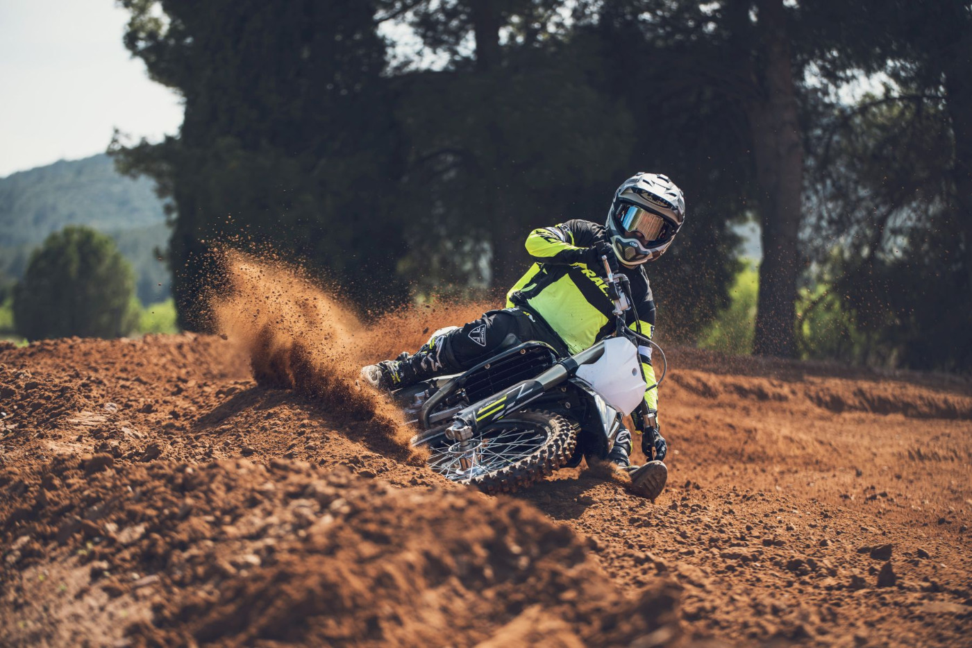 TF 250-X
